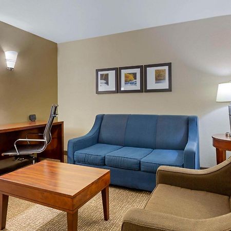 Comfort Suites Near Potomac Mills Woodbridge Esterno foto