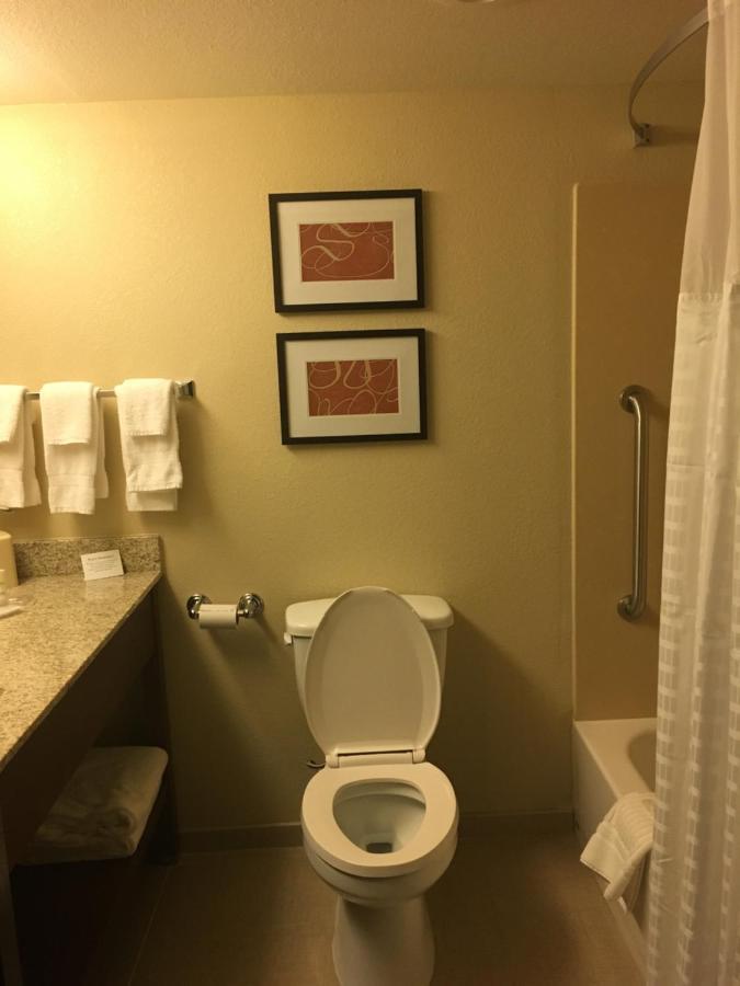 Comfort Suites Near Potomac Mills Woodbridge Esterno foto