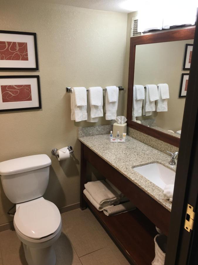 Comfort Suites Near Potomac Mills Woodbridge Esterno foto