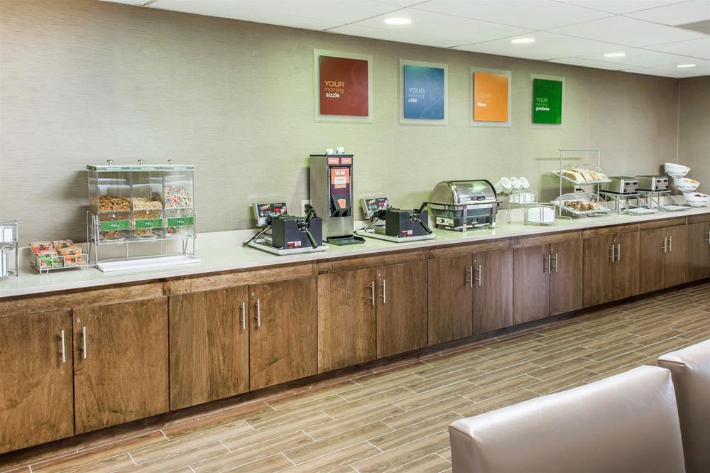 Comfort Suites Near Potomac Mills Woodbridge Esterno foto