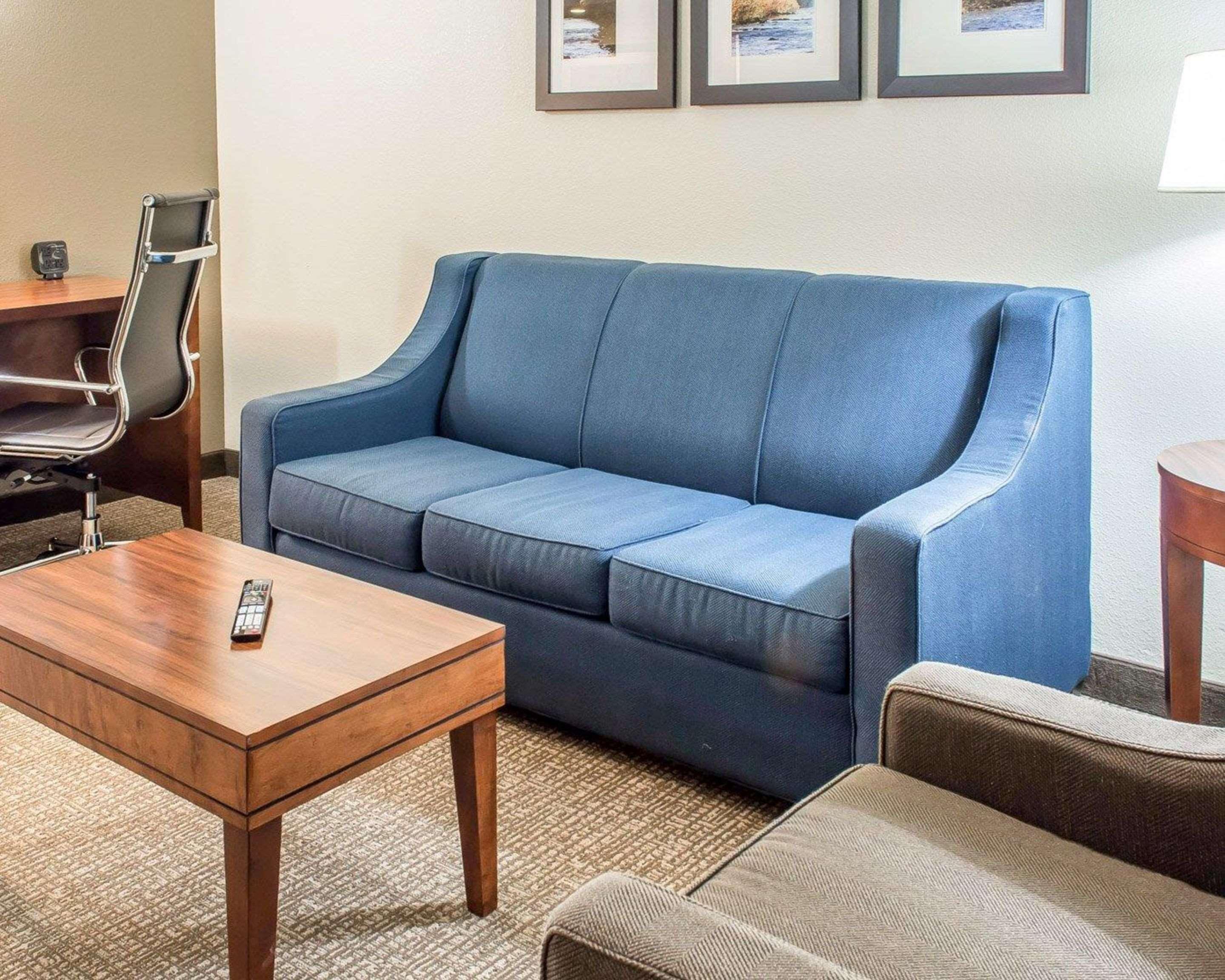 Comfort Suites Near Potomac Mills Woodbridge Esterno foto